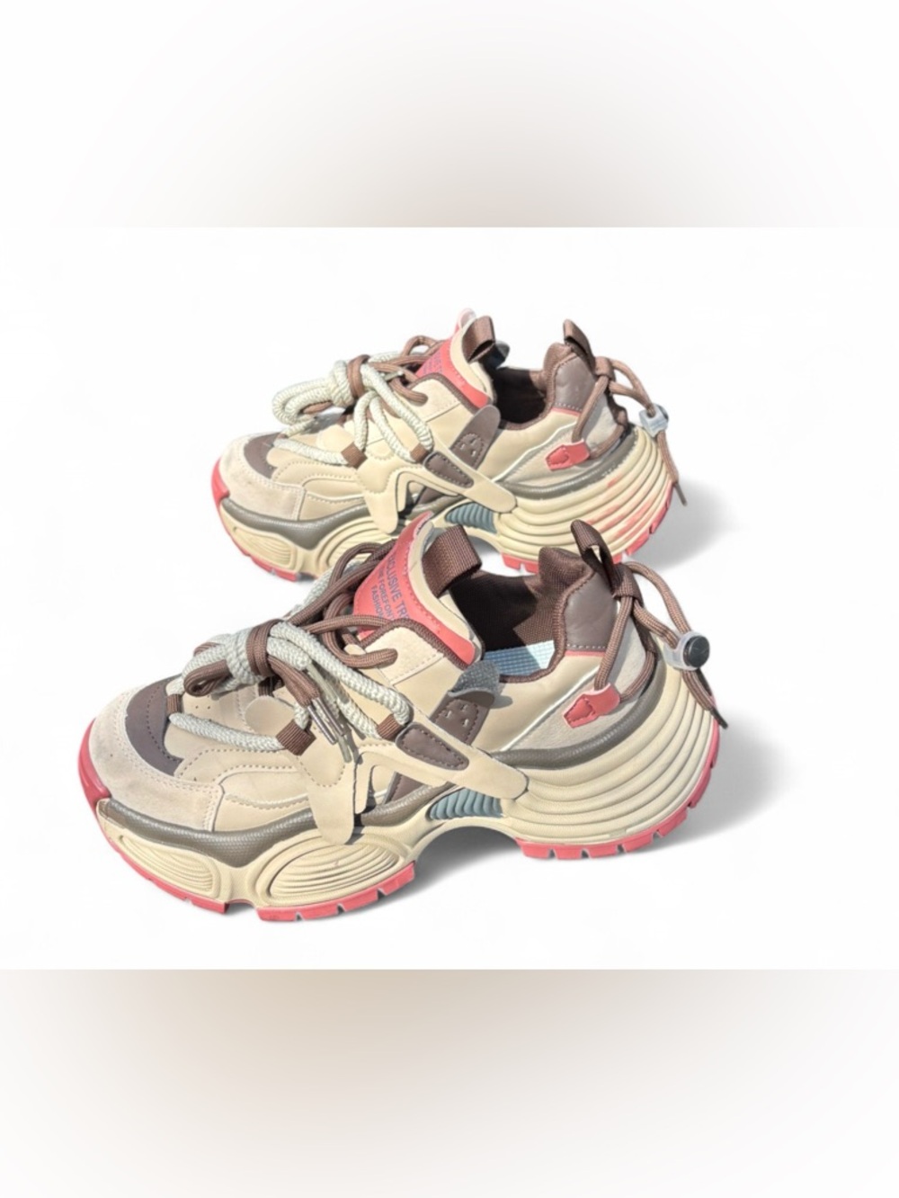CHUNKY SNEAKERS